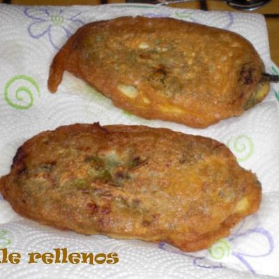 CHILES RELLENOS (PIMENTS FARCIS)