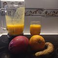 Smoothie de mangue et oranges à la banane