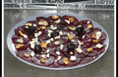 Carpaccio de betterave au roquefort