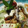 Salade estivale "courgettes/ sardines, oeufs durs, fruits secs,fromage, vinaigrette, céréales"