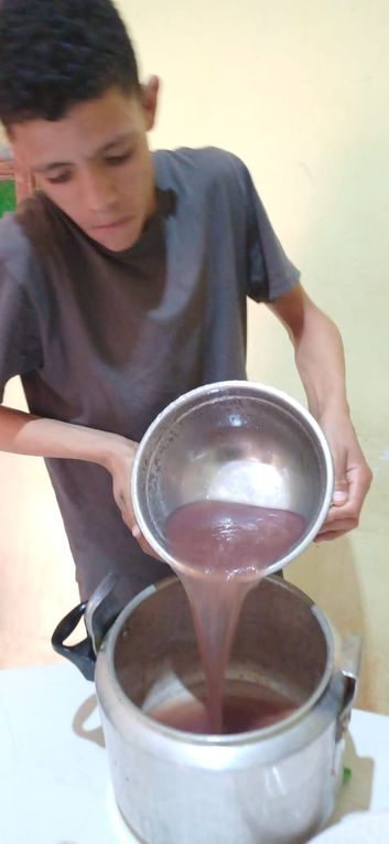 Confiture de grenades du jardin vendredi 10 au temps d'accueil à Ourika Tadamoune