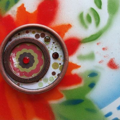 Une broche aux couleurs d'automne......