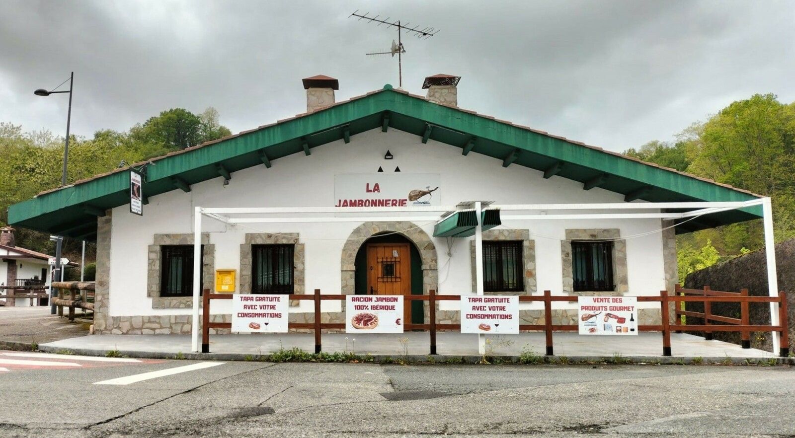 Dantxarria, bar fermé (Espagne)