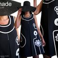 Noir & Blanc chez ISAmade : une robe Trapèze de Printemps 2017 Graphique Fleurie aux accents Seventies 
