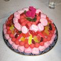 Un gâteau de bonbons pour l'anniversaire de leur Papi ......