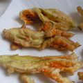 Fleurs de courgettes en beignets