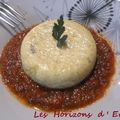 Pâté de millet au coulis de tomates et basilic