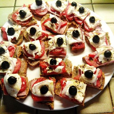 Tartine de pain jambon blanc tomate