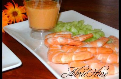 crevettes et concombre sauce cocktail