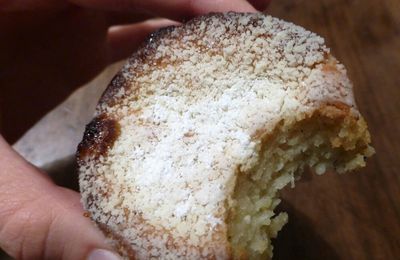 Petits biscuits à l'amande caramélisée de Conticini... ou comment je nuance mon discours sur le sans gluten ni lactose