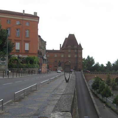 Le Square Léon Bourjade