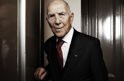 La mort d'un eternel indigné, Stéphane Hessel