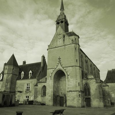 Le 6 juillet 1790 à Mamers : compliment au district et retour...