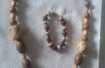 collier perles en bois - bracelets perles en pate fimo