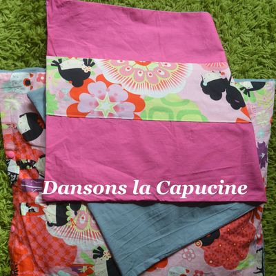 Des petits plaids pour les poupées