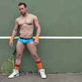 Lycra, gay et skets....comme on aime!