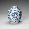 A blue and white jar, Late Ming Dynasty