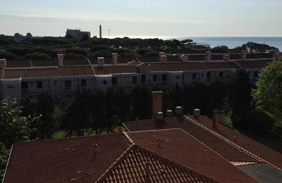 Dernier jour, promenade du matin : vue depuis les chambres, la mer et le sable !