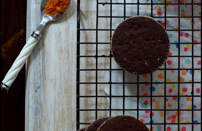 Biscuit cacao chocolat & curry ...Le curry ce n'est pas que dans les plats salés et ça change de la cannelle 