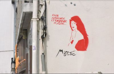 Sur les murs de saint-Brieuc (1/2) : Faux Miss Tic et vrais Miss Tigri