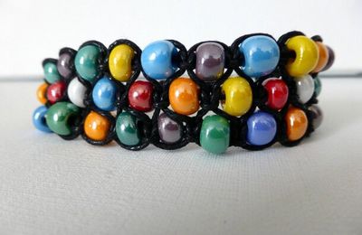 Triple bracelet Shamballa aux multiples couleurs