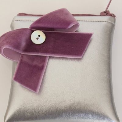 REF : UDAV 17 Porte monnaie en simili cuir