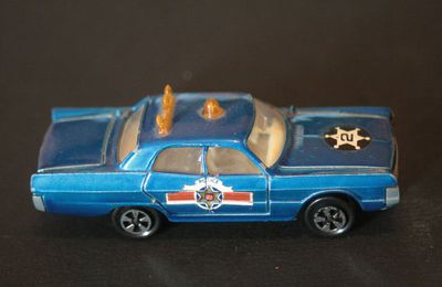 (Majorette - 216) Plymouth Fury Police