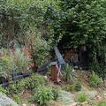le talus ....tout en déco et fleuri
