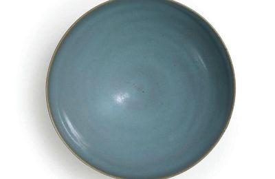 A large Jun bowl, Northern Song-Jin dynasty (960-1234)