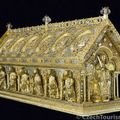 une pièce d’art médiéval extrêmement rare : le reliquaire de Saint-Maur.