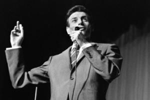 La femme est l'avenir de l'homme