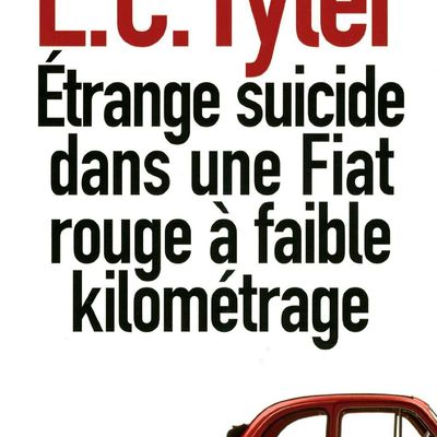Etrange suicide dans une fiat rouge à faible kilométrage