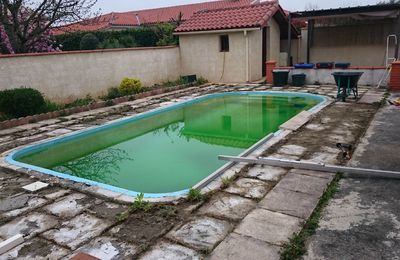 PROJET TERRASSE COMPOSITE pour PISCINE "Coque" = Rénovation et habillage margelle