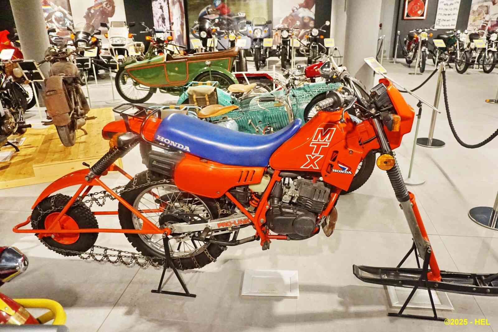 Honda MTX 'Neige'_01 - 1983 [Jap] HL_GF