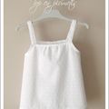 Top plumetis pour enfant sage