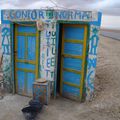 Toilettes désert salé - Chot el djerid route de Tozeur