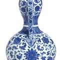 An extremely fine and rare blue and white double-gourd vase, Seal mark and period of Qianlong