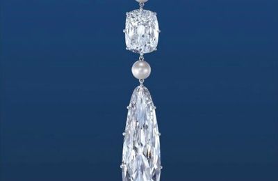 A rare diamond and pearl pendent necklace