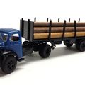 Berliet TLR Transport de bois. Brekina #2582. 1/87.