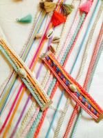 atelier bijoux : bracelets brésiliens façon manchette Hipanema
