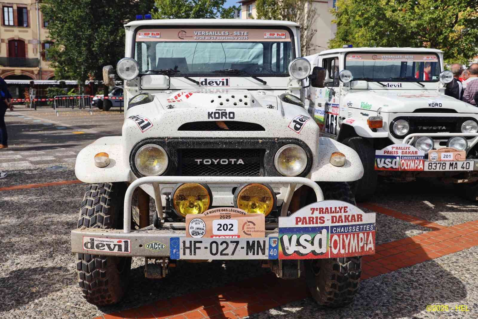Toyota Land Cruiser FJ40 ''6 roues'' Koro_03 - 1977 [Jap] HL_GF