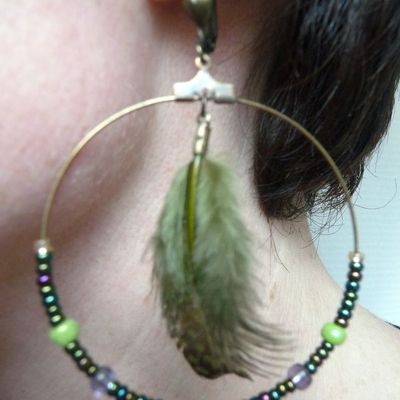 Une pintade verte ???