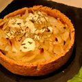 Tartelette aux oignons, chèvre et miel