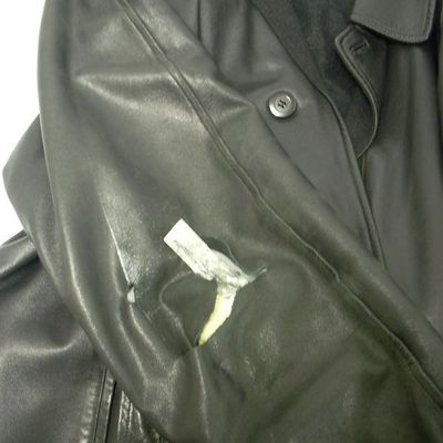 Réparation d'un accroc + trou 