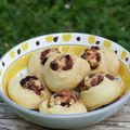 Petits pains chocolat-raisins