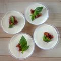 Panna cotta de fèta (tomates confites)