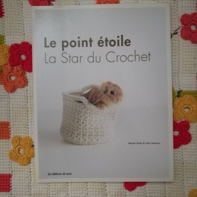 Le point étoile : la star du crochet, Mitsuki Hoshi et Yoko Imamura