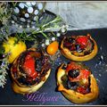 "Rosaces de pizza aux poivrons, tapenade"