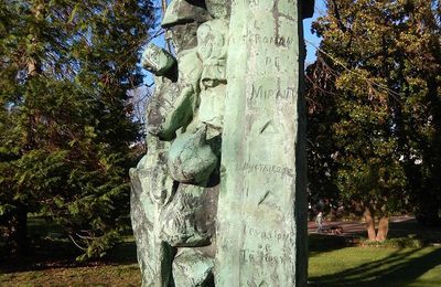 Quand le monument Pergaud faillit disparaître 3° et dernier article 1942-1946