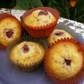 MUFFINS AUX ÉCLATS DE PISTACHE ET FRAMBOISES